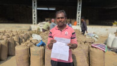 डिजिटल तकनीक से धान विक्रय हुआ आसान, किसान ज्योति प्रकाश ने घर बैठे काटा टोकन….