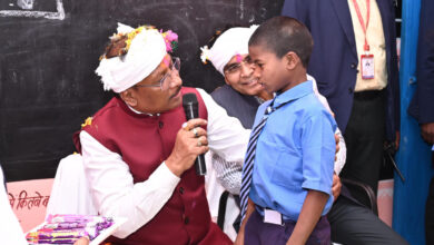 कुरुषनार में विद्यार्थियों की सुविधा के लिए बनेगा अतिरिक्त कक्ष: मुख्यमंत्री विष्णु देव साय बालक आश्रम के निरीक्षण के दौरान मौके पर ही दी स्वीकृति…..