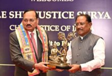 मुख्यमंत्री विष्णुदेव साय ने भारत के मुख्य न्यायाधीश न्यायमूर्ति सूर्यकांत का किया आत्मीय स्वागत….