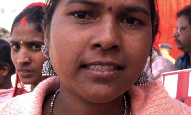 प्रधानमंत्री उज्ज्वला योजना से महिलाओं को धुएँ से मुक्ति, जीवन हुआ आसान…. प्रधानमंत्री उज्ज्वला योजना से महिलाओं को धुएँ से मुक्ति, जीवन हुआ आसान….