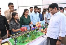 सकारात्मक सोच ही सफलता की कुंजी, युवा बदलेंगे भारत का भविष्य” – राजस्व मंत्री टंक राम वर्मा….. सकारात्मक सोच ही सफलता की कुंजी, युवा बदलेंगे भारत का भविष्य” – राजस्व मंत्री टंक राम वर्मा…..