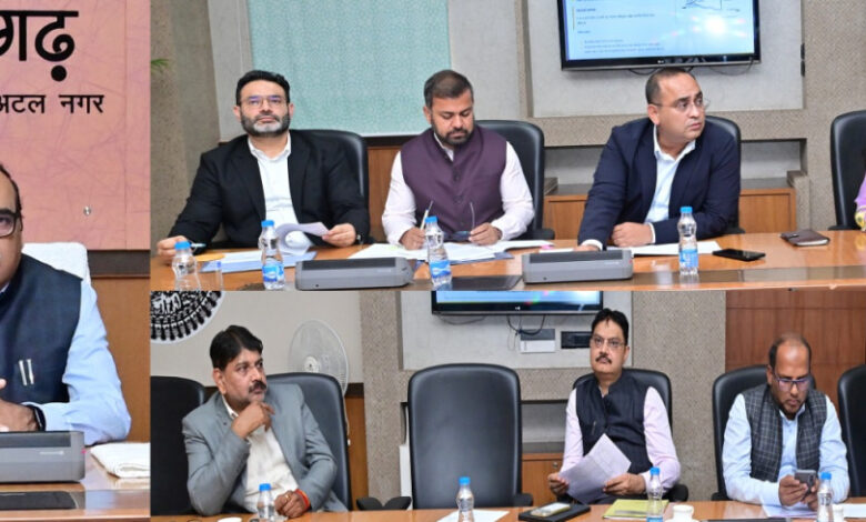 मुख्य सचिव ने रेल परियोजनाओं की समीक्षा की…..