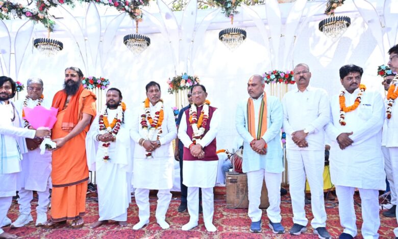 मुख्यमंत्री विष्णु देव साय ने ‘विशाल सतनाम सद्भाव पदयात्रा’ का किया शुभारंभ…. मुख्यमंत्री विष्णु देव साय ने ‘विशाल सतनाम सद्भाव पदयात्रा’ का किया शुभारंभ….