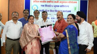 कृषि महाविद्यालय, रायपुर में अखिल भारतीय समन्वित सब्जी अनुसंधान परियोजना के अंतर्गत एक दिवसीय कृषक प्रशिक्षण एवं सब्जी बीज वितरण कार्यक्रम संपन्न…..