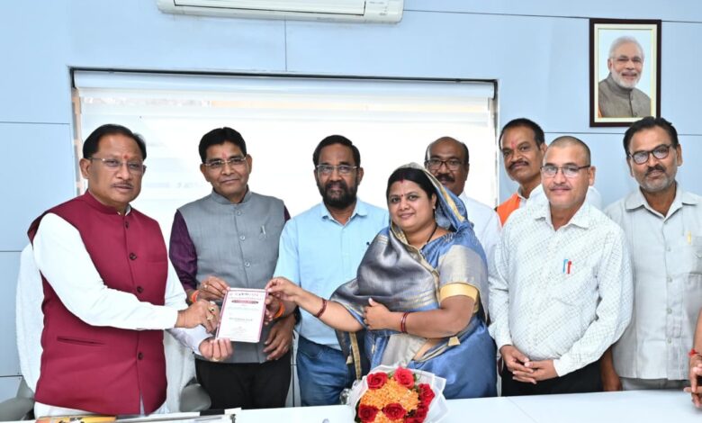 मुख्यमंत्री विष्णुदेव साय से छत्तीसगढ़ मनवा कुर्मी क्षत्रिय समाज के प्रतिनिधिमंडल ने की सौजन्य मुलाकात, 80 वॉ महा- अधिवेशन का दिया न्यौता….