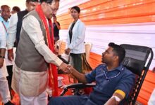 जन्मदिन पर सेवा का संदेश: मुख्यमंत्री विष्णु देव साय ने जन्मदिन पर रक्तदान शिविर का किया शुभारंभ…. जन्मदिन पर सेवा का संदेश: मुख्यमंत्री विष्णु देव साय ने जन्मदिन पर रक्तदान शिविर का किया शुभारंभ….