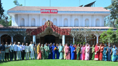 राज्यपाल के गोद ग्राम टेमरी के ग्रामीणों ने किया लोकभवन का भ्रमण….