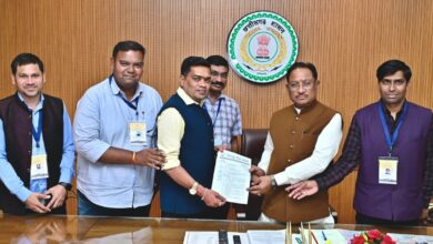 मुख्यमंत्री विष्णुदेव साय से प्रेस क्लब प्रतिनिधिमंडल ने की सौजन्य मुलाकात…. मुख्यमंत्री विष्णुदेव साय से प्रेस क्लब प्रतिनिधिमंडल ने की सौजन्य मुलाकात….