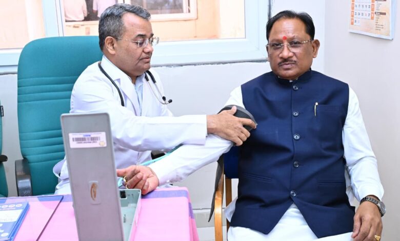 स्वास्थ्य के प्रति जागरूकता का संदेश: मुख्यमंत्री विष्णुदेव साय ने विधानसभा परिसर में तीन दिवसीय स्वास्थ्य शिविर का किया शुभारंभ….