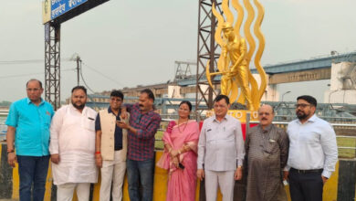 उद्योग मंत्री ने कोलमैन की प्रतिमा का किया अनावरण, मिनी गार्डन का लोकार्पण, सड़क डिवाईडर प्लांटेशन जनसेवा में हुआ समर्पित, कोरबा में शहर सौदंर्यीकरण को मिल रहा नित नया आयाम…..