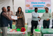 मधुमक्खी पालन से किसानों की आय में 20 से 25 प्रतिशत तक वृद्धि संभव, बलरामपुर में मधुमक्खी पालन जिला स्तरीय प्रशिक्षण सम्पन्न….