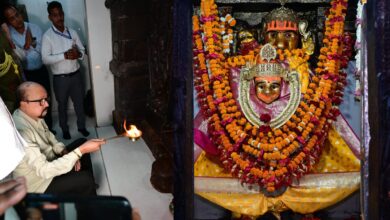 राज्यपाल रमेन डेका ने माँ महामाया का दर्शन कर छत्तीसगढ़ की सुख-समृद्धि, खुशहाली की कामना की…