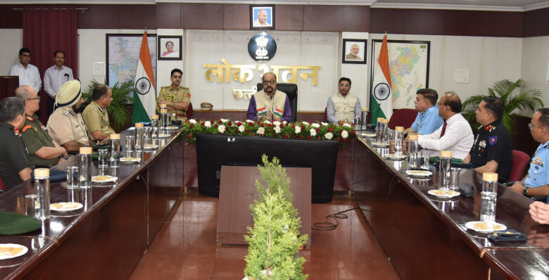 राज्यपाल रमेन डेका से रक्षा महाविद्यालय नई दिल्ली के अध्ययन दल ने की सौजन्य भेंट……