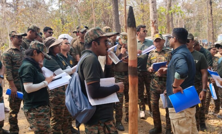 प्रशिक्षु आईएफएस अधिकारियों ने लघु वनोपजों से उत्पाद बनाने की प्रक्रिया देखी, प्रशिक्षु अधिकारियों ने जल, मृदा संरक्षण और वन प्रबंधन का लिया प्रशिक्षण… प्रशिक्षु आईएफएस अधिकारियों ने लघु वनोपजों से उत्पाद बनाने की प्रक्रिया देखी, प्रशिक्षु अधिकारियों ने जल, मृदा संरक्षण और वन प्रबंधन का लिया प्रशिक्षण…
