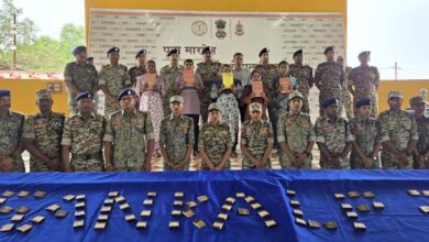 दंतेवाड़ा में 5 माओवादियों ने किया आत्मसमर्पण : पूना मारगेम से बदली जिंदगी…. दंतेवाड़ा में 5 माओवादियों ने किया आत्मसमर्पण : पूना मारगेम से बदली जिंदगी….