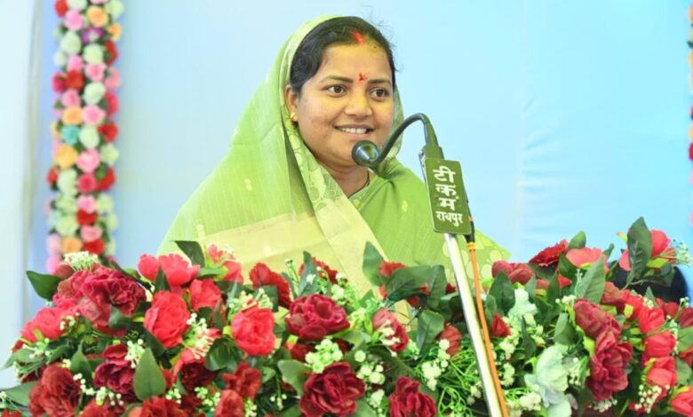 मंत्री श्रीमती लक्ष्मी राजवाड़े के प्रयासों से 30.41 करोड़ रुपए की सड़क परियोजना को मिली प्रशासकीय स्वीकृति….. मंत्री श्रीमती लक्ष्मी राजवाड़े के प्रयासों से 30.41 करोड़ रुपए की सड़क परियोजना को मिली प्रशासकीय स्वीकृति…..