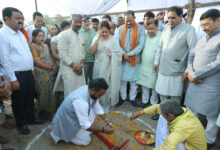 धरसींवा के सरोना में 100 बिस्तर वाले नवीन अस्पताल का भूमिपूजन, स्वास्थ्य सुविधाओं को मिलेगा बड़ा विस्तार: स्वास्थ्य मंत्री श्याम बिहारी जायसवाल…..