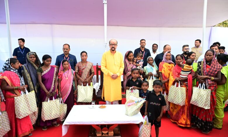 राज्यपाल रमेन डेका ने बैगा-बिरहोर आदिवासियों की संस्कृति को सहेजने की दी सीख, आर्चरी खिलाड़ियों को 5-5 हजार देने की घोषणा….