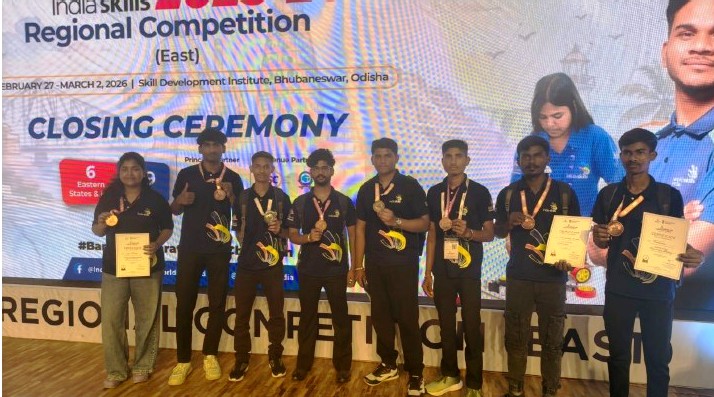 इंडिया स्किल 2025-26 में छत्तीसगढ़ को मिली ऐतिहासिक सफलता: छत्तीसगढ़ के प्रतिभागियों ने ईस्ट ज़ोन प्रतियोगिता में जीते 12 पदक- मुख्यमंत्री विष्णु देव साय ने दी बधाई….. इंडिया स्किल 2025-26 में छत्तीसगढ़ को मिली ऐतिहासिक सफलता: छत्तीसगढ़ के प्रतिभागियों ने ईस्ट ज़ोन प्रतियोगिता में जीते 12 पदक- मुख्यमंत्री विष्णु देव साय ने दी बधाई…..