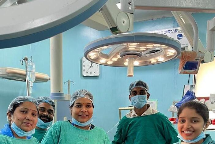 बेमेतरा जिला चिकित्सालय में मेडिकल इतिहास की बड़ी कामयाबी, एक्टोपिक प्रेगनेंसी के जटिल केस में समय पर सर्जरी, सुरक्षित बची गर्भवती