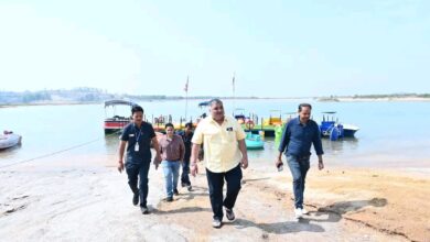 पर्यटन मंत्री राजेश अग्रवाल ने मयाली नेचर कैंप का किया निरीक्षण, पर्यटन सुविधाओं के विस्तार और बेहतर प्रबंधन के दिए निर्देश, बोटिंग का भी लिया आनंद…..