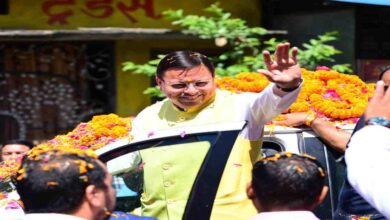 Uttarakhand News: सैनिक सम्मान समारोह में शामिल हुए CM धामी, वीर जवानों को दी श्रद्धांजलि और ‘सैनिक सुविधा केंद्र’ का किया उद्घाटन….