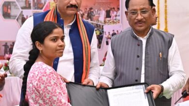 भटके कदमों को नई दिशा: सुकमा में पुनर्वास से विकास की कहानी लिख रही है सरकार, मुख्यमंत्री विष्णु देव साय ने पुनर्वास केंद्र का किया अवलोकन, पुनर्वासितों से किया आत्मीय संवाद…..