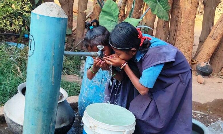 नक्सल प्रभाव से विकास की ओर बढ़ा हेटारकसा: जल जीवन मिशन से बदली तस्वीर, 63 घरों में नियमित शुद्ध पेयजल आपूर्ति…. नक्सल प्रभाव से विकास की ओर बढ़ा हेटारकसा: जल जीवन मिशन से बदली तस्वीर, 63 घरों में नियमित शुद्ध पेयजल आपूर्ति….