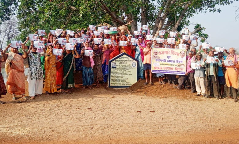 प्रदेश की ग्राम पंचायतों में रोजगार दिवस आवास दिवस का हुआ आयोजन: मोर गांव – मोर पानी – मोर तरिया अभियान अंतर्गत युवाओं और महिलाओ की भागीदारी से चिह्नित हो रहे जल संरक्षण के कार्य….. प्रदेश की ग्राम पंचायतों में रोजगार दिवस आवास दिवस का हुआ आयोजन: मोर गांव – मोर पानी – मोर तरिया अभियान अंतर्गत युवाओं और महिलाओ की भागीदारी से चिह्नित हो रहे जल संरक्षण के कार्य…..