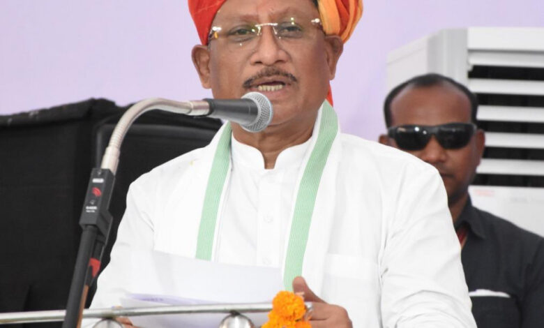 मुख्यमंत्री विष्णु देव साय सुशासन तिहार अंतर्गत राजनांदगांव में आयोजित जनसमस्या निवारण शिविर में हुए शामिल…..
