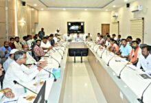 सॉलिड वेस्ट मेनेजमेंट में जनप्रतिनिधियों की भूमिका एवं दायित्व पर उन्हें दिया गया प्रजेन्टेशन, उद्योग मंत्री लखनलाल देवांगन की रही गरिमामयी उपस्थिति एवं महापौर रहे उपस्थित….