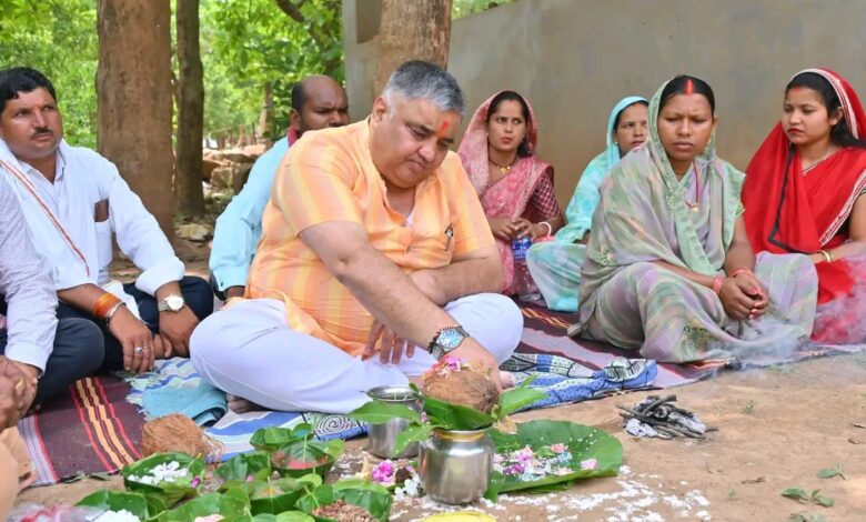 छत्तीसगढ़ की धार्मिक विरासत के संरक्षण और विकास के लिए राज्य सरकार प्रतिबद्ध- धर्मस्व मंत्री राजेश अग्रवाल….