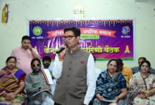 बोर्ड टॉपर संध्या नायक का प्रशस्ति पत्र प्रदान कर किया सम्मानित, अघरिया समाज के कार्यक्रम में शामिल हुए वित्त मंत्री ओपी चौधरी….