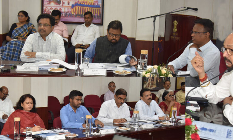 ’विशेष पिछड़ी जनजातियों के जीवन स्तर में सुधार लाने योजनाओं का लाभ प्राथमिकता से पहुंचे’, ’राज्यपाल डेका ने की पीएम जनमन योजना की समीक्षा’…..