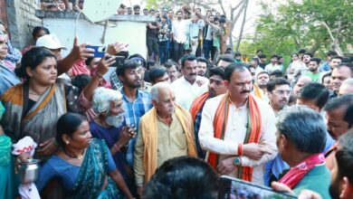 गैस सिलेंडर विस्फोट में 4 की मौत, स्वास्थ्य मंत्री श्याम बिहारी जायसवाल ने परिजनों से मिलकर जताया शोक…..