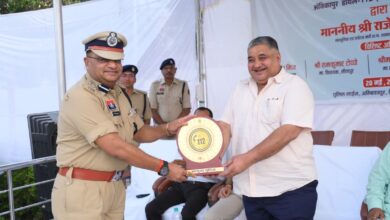 मंत्री राजेश अग्रवाल ने अंबिकापुर पुलिस ग्राउंड में अत्याधुनिक ‘नेक्स्ट जेन सीजी डायल-112 सेवा’ और मोबाइल फॉरेंसिक वैन का किया शुभारंभ… मंत्री राजेश अग्रवाल ने अंबिकापुर पुलिस ग्राउंड में अत्याधुनिक ‘नेक्स्ट जेन सीजी डायल-112 सेवा’ और मोबाइल फॉरेंसिक वैन का किया शुभारंभ…