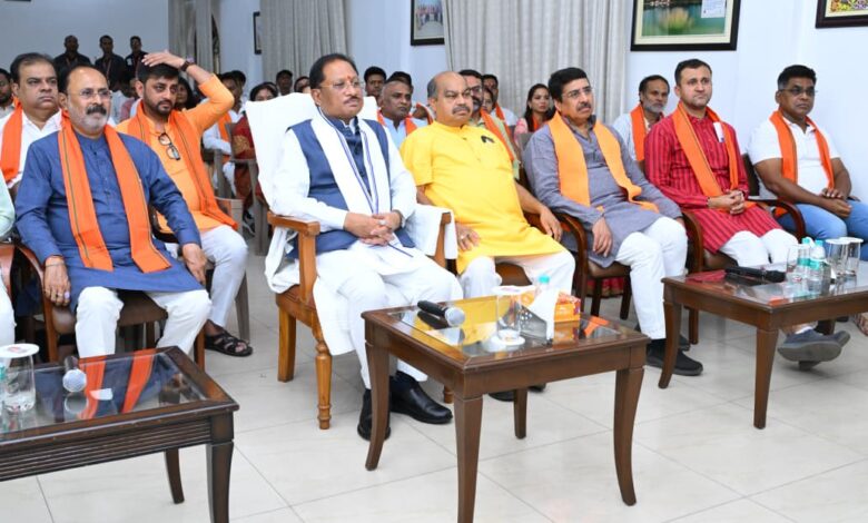 ’मन की बात में गूंजा छत्तीसगढ़ का गौरव: मुख्यमंत्री विष्णुदेव साय ने कहा – यह प्रदेश की प्रतिभा और विरासत को राष्ट्रीय सम्मान मिलने का क्षण’….