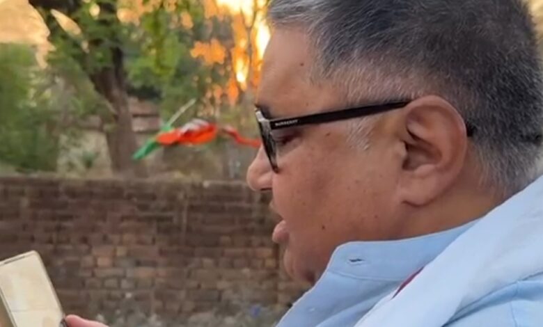 लोककला की अमूल्य धरोहर पद्मविभूषण श्रीमती तीजन बाई के स्वास्थ्य को लेकर सरकार सजग, मुख्यमंत्री के निर्देश पर संस्कृति मंत्री राजेश अग्रवाल ने ली जानकारी, परिजनों को हर संभव सहायता का दिया भरोसा…. लोककला की अमूल्य धरोहर पद्मविभूषण श्रीमती तीजन बाई के स्वास्थ्य को लेकर सरकार सजग, मुख्यमंत्री के निर्देश पर संस्कृति मंत्री राजेश अग्रवाल ने ली जानकारी, परिजनों को हर संभव सहायता का दिया भरोसा….