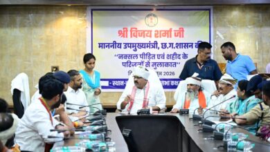 नक्सली पीड़ित परिवारों और शहीदों के परिजनों से मिले उप मुख्यमंत्री विजय शर्मा….. नक्सली पीड़ित परिवारों और शहीदों के परिजनों से मिले उप मुख्यमंत्री विजय शर्मा…..