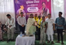 सुशासन तिहार 2026: मोटराइज्ड ट्राईसाइकिल पाकर खिल उठी पुनीत राम की मुस्कान, समाधान शिविर में….