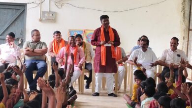 हीरानार छात्रावास पहुंचे मंत्री केदार कश्यप, विद्यार्थियों का बढ़ाया हौसला, अपनी संस्कृति से जुड़े रहने और बड़े लक्ष्य तय करने की दी सीख…..