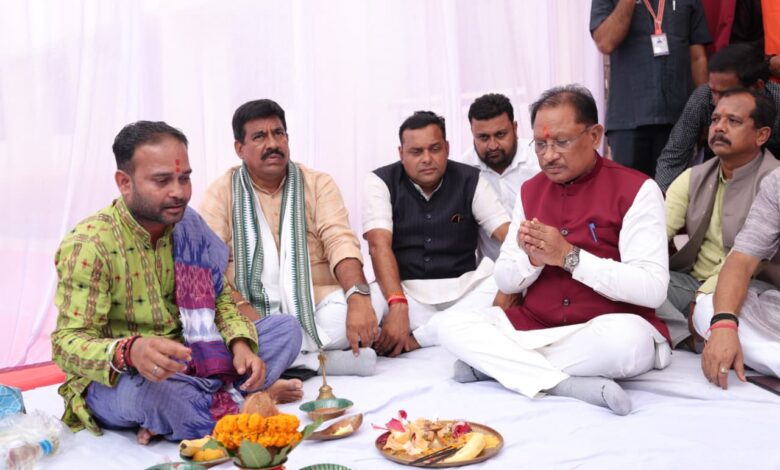 मुख्यमंत्री विष्णुदेव साय ने जशपुर जिले को दी 9.65 करोड़ रुपये से अधिक के विकास कार्यों की सौगात….. मुख्यमंत्री विष्णुदेव साय ने जशपुर जिले को दी 9.65 करोड़ रुपये से अधिक के विकास कार्यों की सौगात…..