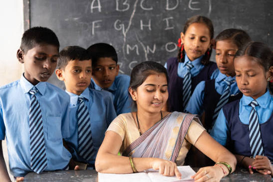 छत्तीसगढ़ के स्कूलों में अब गूंजेंगे राष्ट्रगान, राज्यगीत और भोजन मंत्र; शिक्षा विभाग ने जारी किए कड़े निर्देश…. छत्तीसगढ़ के स्कूलों में अब गूंजेंगे राष्ट्रगान, राज्यगीत और भोजन मंत्र; शिक्षा विभाग ने जारी किए कड़े निर्देश….