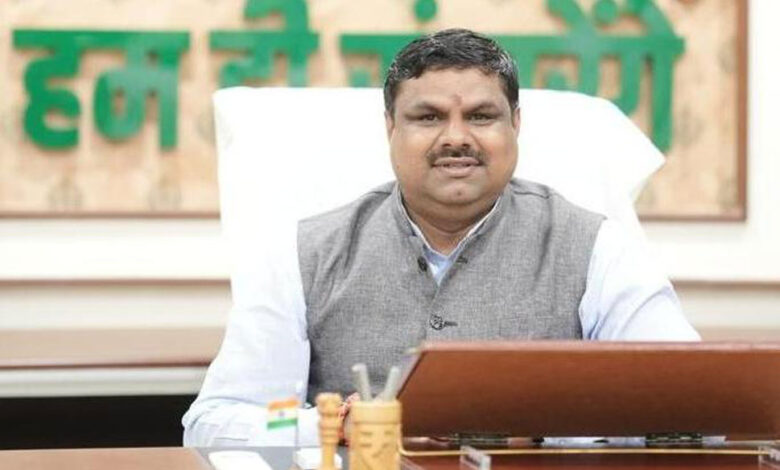 आकाशवाणी पर स्कूल शिक्षा मंत्री गजेंद्र यादव की विशेष भेंटवार्ता का प्रसारण 26 जून को….. आकाशवाणी पर स्कूल शिक्षा मंत्री गजेंद्र यादव की विशेष भेंटवार्ता का प्रसारण 26 जून को…..