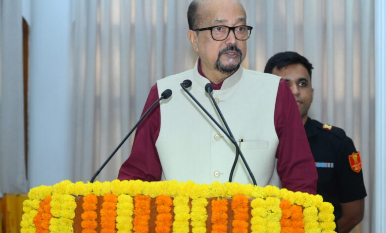 जीवन में ऐसा कार्य करें जिसमें केवल पाना नहीं, समाज को कुछ देना हो- राज्यपाल रमेन डेका…. जीवन में ऐसा कार्य करें जिसमें केवल पाना नहीं, समाज को कुछ देना हो- राज्यपाल रमेन डेका….