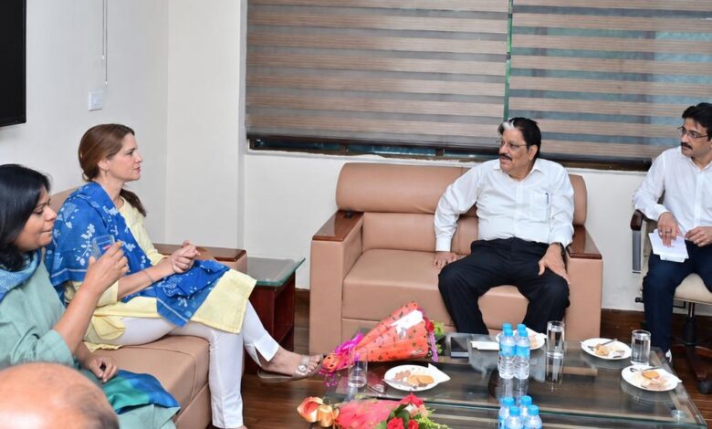 राज्य नीति आयोग और यूनिसेफ के बीच उच्चस्तरीय बैठक, विकसित छत्तीसगढ़ एवं बस्तर अंजोर को मिला अंतरराष्ट्रीय समर्थन….