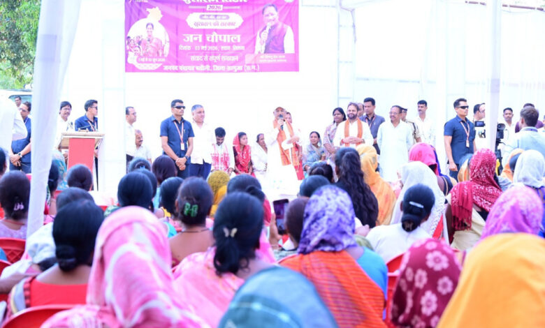 मुख्यमंत्री विष्णु देव साय की घोषणा पर त्वरित अमल, ग्रामीणों की मांगों को मिली स्वीकृति….
