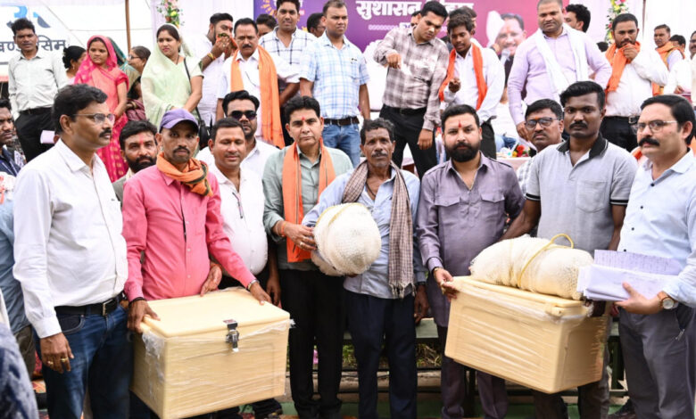 उप मुख्यमंत्री अरुण साव द्वारा निर्माण कार्यों के गहन निरीक्षण का दौर जारी, पुल, सड़क, रेलवे ओवरब्रिज और जल जीवन मिशन के कार्यों का लिया जायजा….. उप मुख्यमंत्री अरुण साव द्वारा निर्माण कार्यों के गहन निरीक्षण का दौर जारी, पुल, सड़क, रेलवे ओवरब्रिज और जल जीवन मिशन के कार्यों का लिया जायजा…..