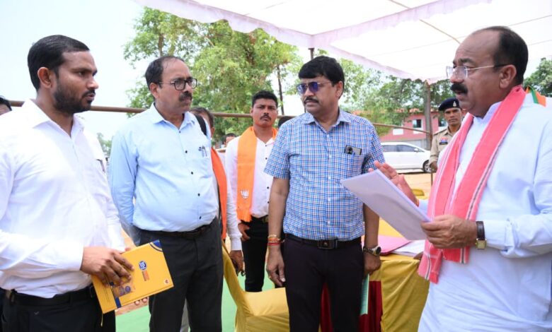 उप मुख्यमंत्री अरुण साव का बस्तर में निर्माण कार्यों का निरीक्षण जारी, ’मिशन अमृत के तहत निर्माणाधीन इंटेक-वेल और वाटर ट्रीटमेंट प्लांट का लिया जायजा, स्पोर्ट्स कॉम्प्लेक्स का काम भी देखा’….