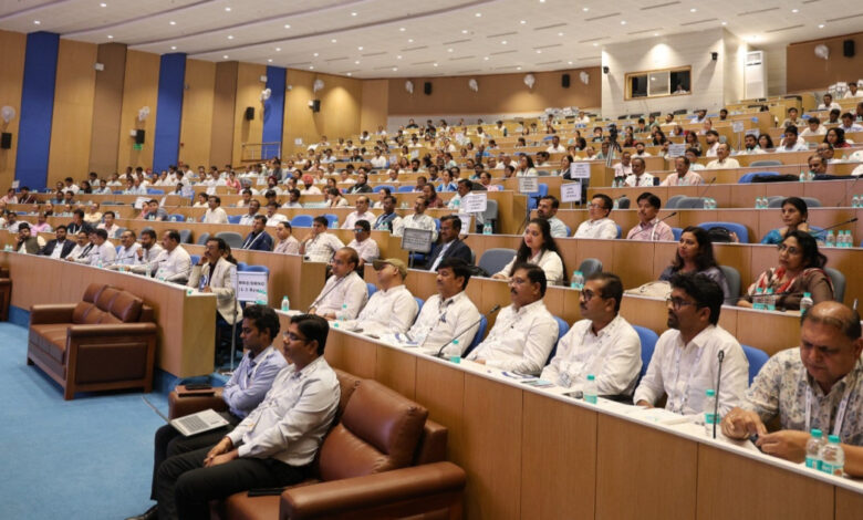 भारत निर्वाचन आयोग द्वारा मीडिया एवं संचार अधिकारियों के लिए राष्ट्रीय सम्मेलन आयोजित, नई दिल्ली स्थित आईआईआईडीईएम में आयोजित हुआ एक दिवसीय प्रशिक्षण एवं संवाद कार्यक्रम…..